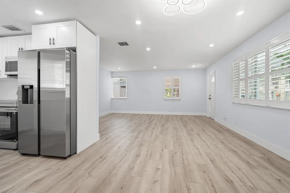 160 NE 60TH STREET Oakland Park, FL 33334