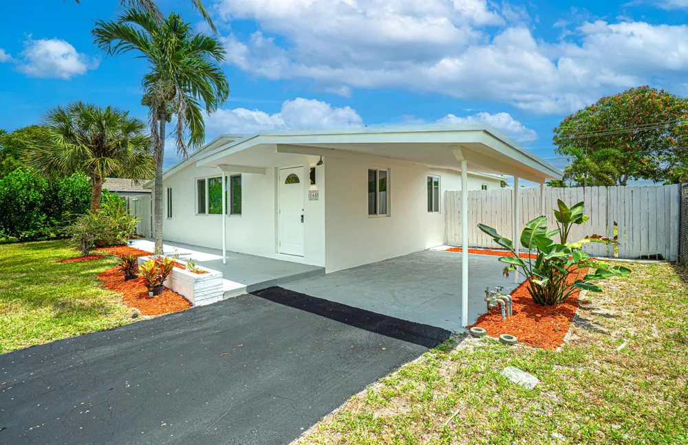 160 NE 60TH STREET Oakland Park, FL 33334