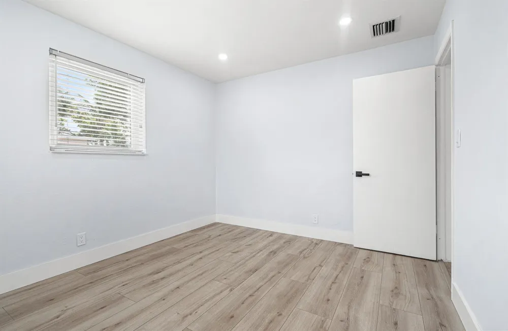 160 NE 60TH STREET Oakland Park, FL 33334