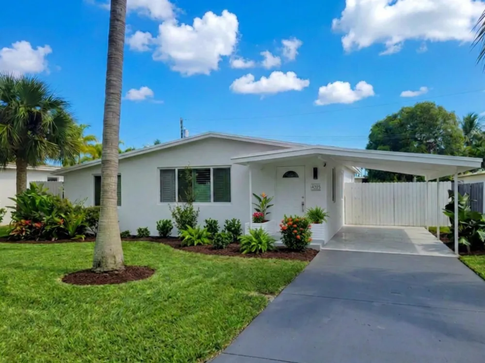 160 NE 60TH STREET Oakland Park, FL 33334