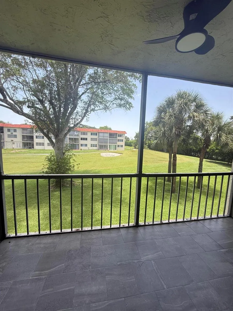 830 S HOLLYBROOK DRIVE #204 Pembroke Pines, FL 33025