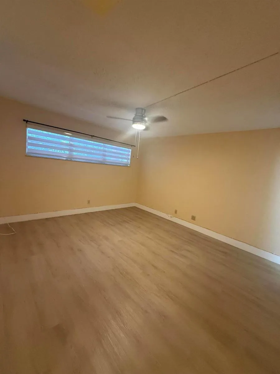 830 S HOLLYBROOK DRIVE #204 Pembroke Pines, FL 33025