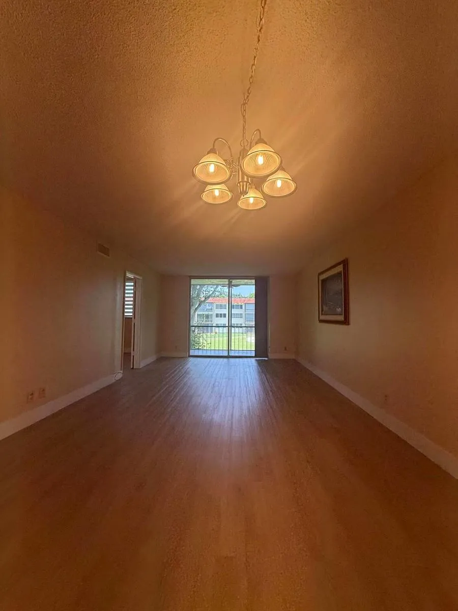 830 S HOLLYBROOK DRIVE #204 Pembroke Pines, FL 33025