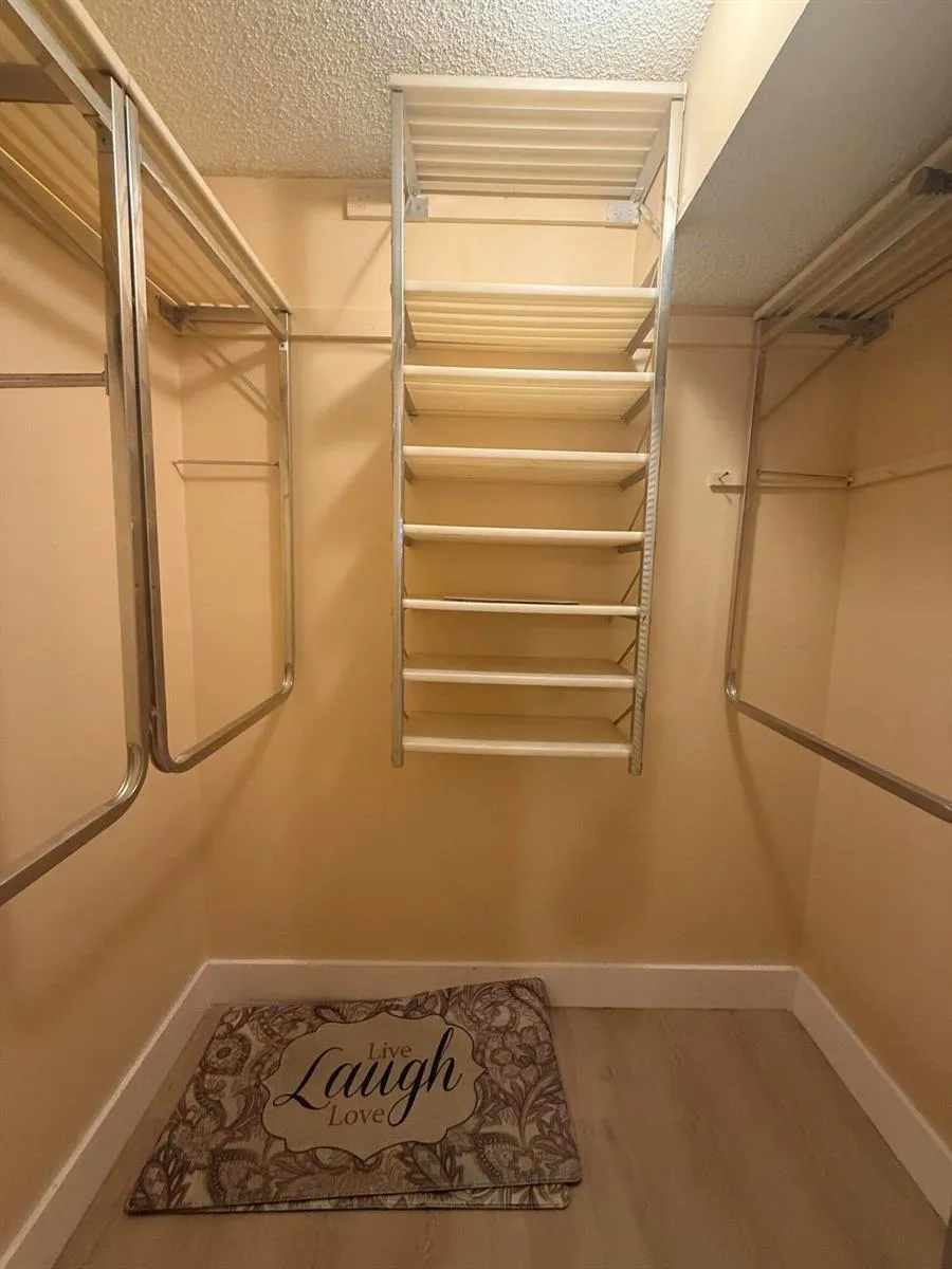 830 S HOLLYBROOK DRIVE #204 Pembroke Pines, FL 33025