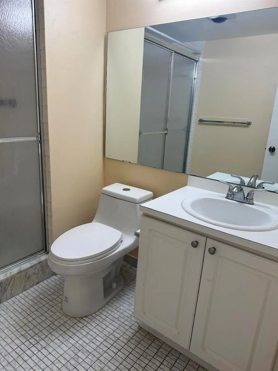 830 S HOLLYBROOK DRIVE #204 Pembroke Pines, FL 33025