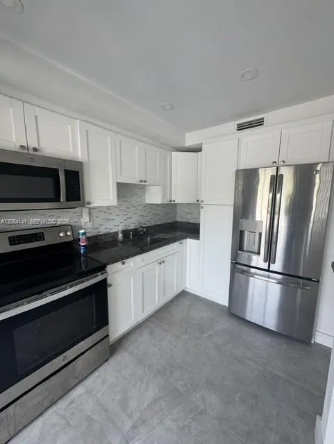 1750 NE 115th St #108 Miami, FL 33181