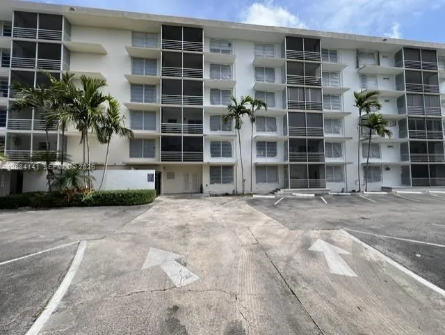 1750 NE 115th St #108 Miami, FL 33181