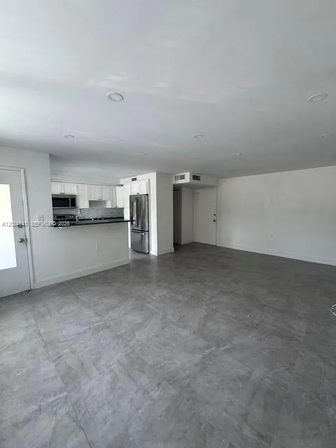 1750 NE 115th St #108 Miami, FL 33181