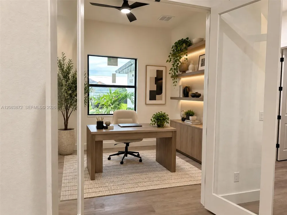 3301 NW 5 St Cape Coral, FL 33993