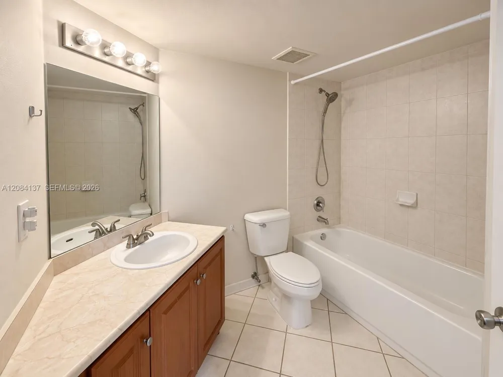 17622 NW 25th Ave #201 Miami Gardens, FL 33056
