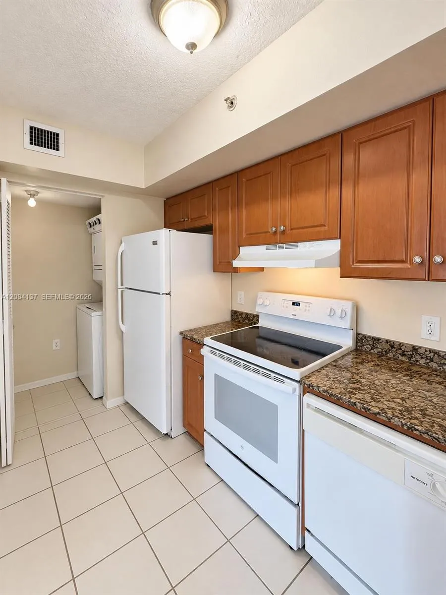 17622 NW 25th Ave #201 Miami Gardens, FL 33056