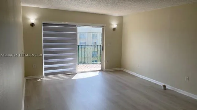 9360 Fontainebleau Blvd #611 Miami, FL 33172