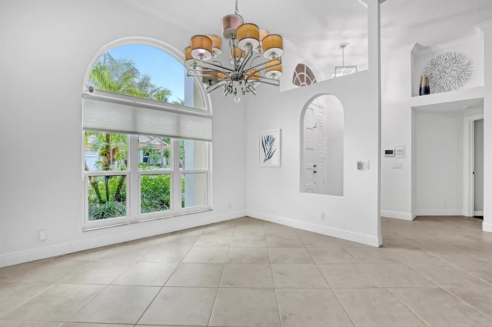 23 Windward Isle Palm Beach Gardens, FL 33418