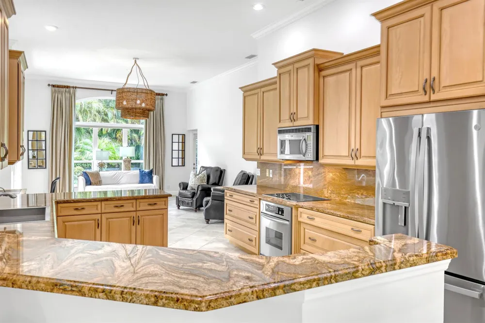 23 Windward Isle Palm Beach Gardens, FL 33418