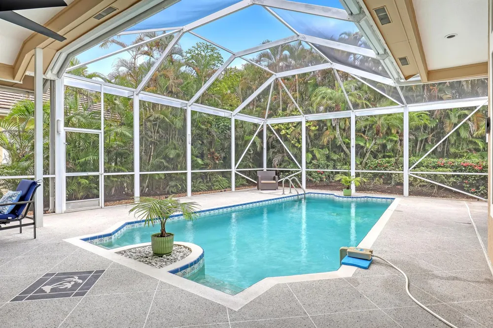 23 Windward Isle Palm Beach Gardens, FL 33418