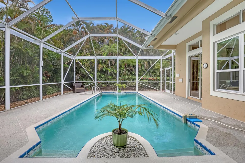 23 Windward Isle Palm Beach Gardens, FL 33418