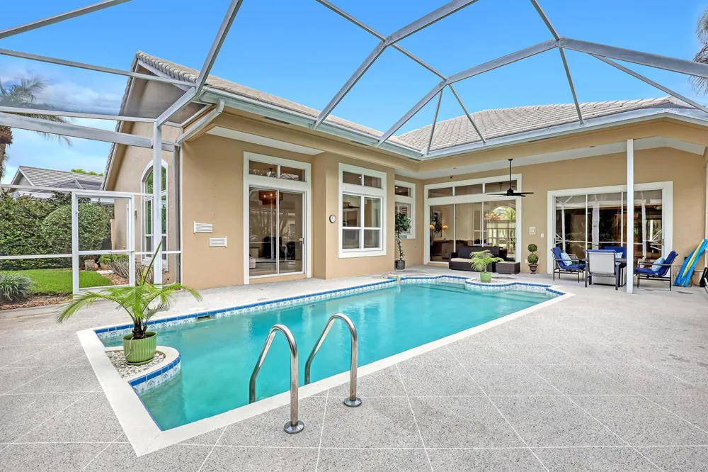 23 Windward Isle Palm Beach Gardens, FL 33418