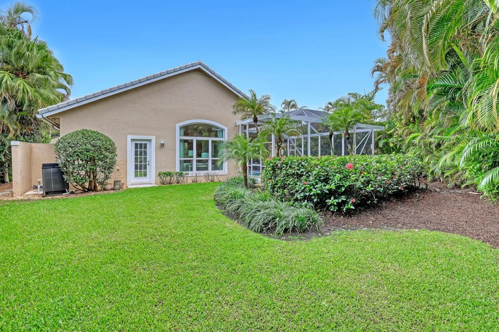23 Windward Isle Palm Beach Gardens, FL 33418