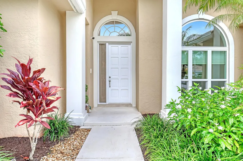 23 Windward Isle Palm Beach Gardens, FL 33418