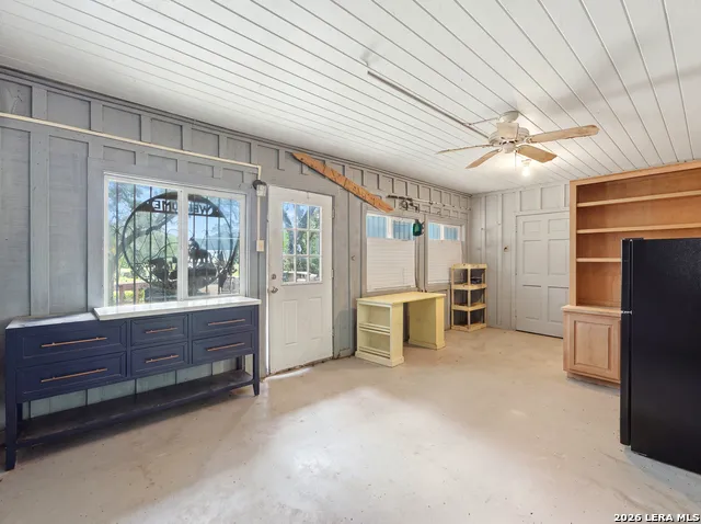 14156 STATE HIGHWAY 16 S Pipe Creek, TX 78063