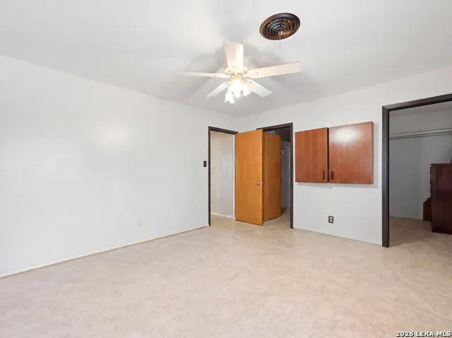 14156 STATE HIGHWAY 16 S Pipe Creek, TX 78063