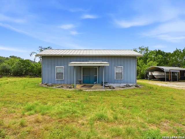 14156 STATE HIGHWAY 16 S Pipe Creek, TX 78063