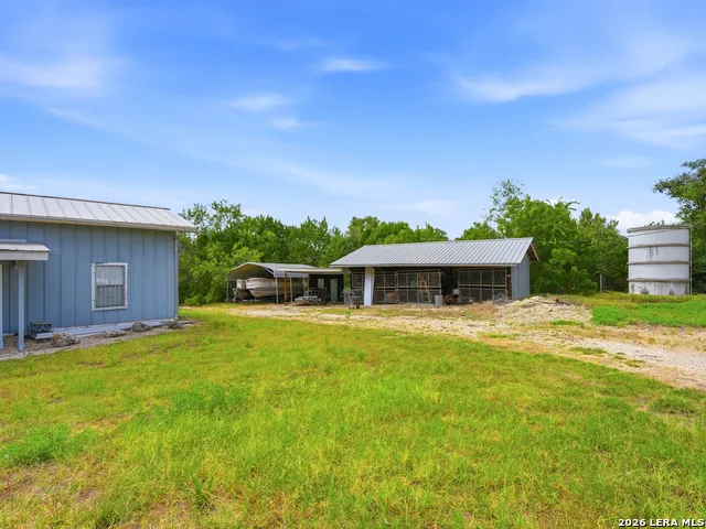 14156 STATE HIGHWAY 16 S Pipe Creek, TX 78063