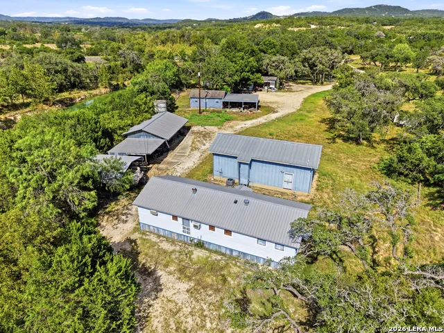 14156 STATE HIGHWAY 16 S Pipe Creek, TX 78063