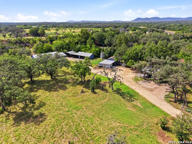 14156 STATE HIGHWAY 16 S Pipe Creek, TX 78063