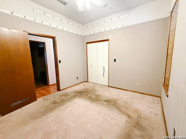 32 Baylor Brackettville, TX 78832