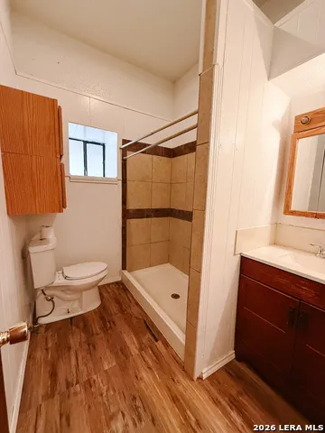 32 Baylor Brackettville, TX 78832