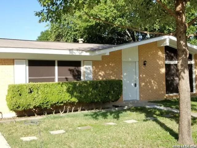 214 BEECHWOOD AVE Universal City, TX 78148