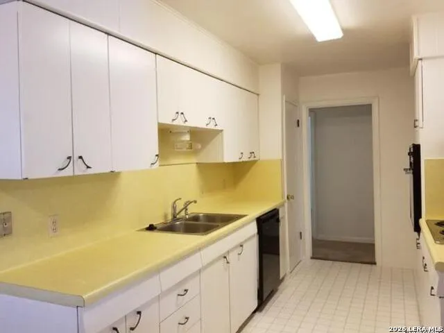 214 BEECHWOOD AVE Universal City, TX 78148