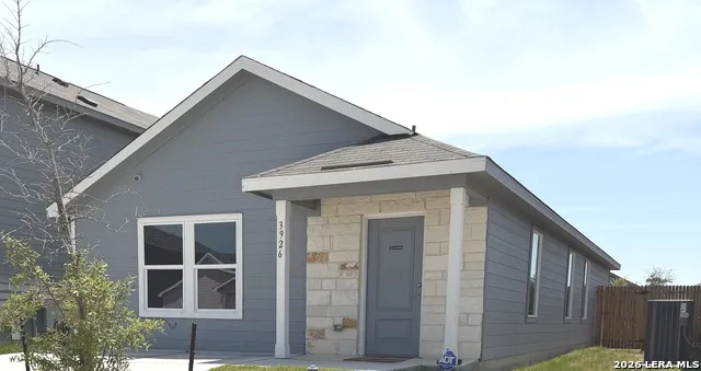 3926 Poteet Place San Antonio, TX 78211