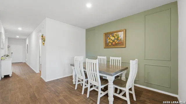 433 DEBORAH DR New Braunfels, TX 78130