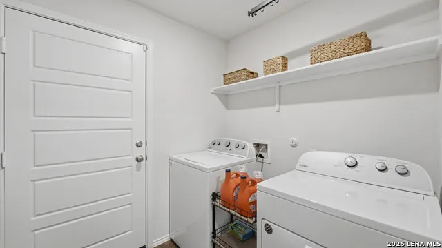 433 DEBORAH DR New Braunfels, TX 78130