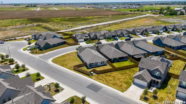 433 DEBORAH DR New Braunfels, TX 78130