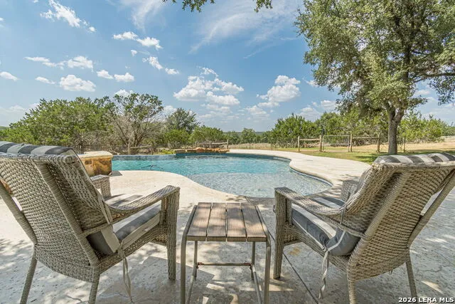 178 CONCHO LN Boerne, TX 78006