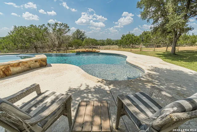 178 CONCHO LN Boerne, TX 78006
