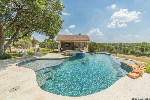 178 CONCHO LN Boerne, TX 78006