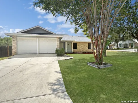 14702 Highland Peak