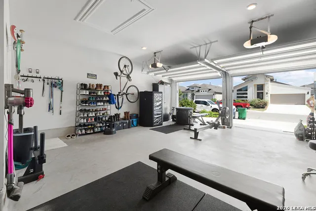 1713 FIELD BRK Seguin, TX 78155