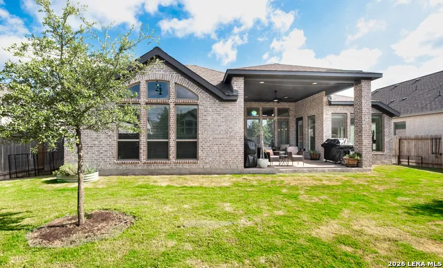 1713 FIELD BRK Seguin, TX 78155