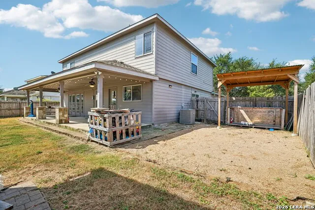 16406 Clydesdale Run Selma, TX 78154