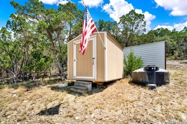 223 CANYON VIEW DR Pipe Creek, TX 78063