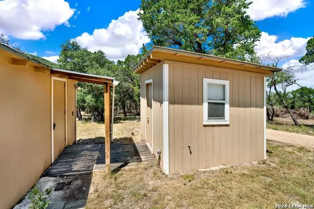 223 CANYON VIEW DR Pipe Creek, TX 78063