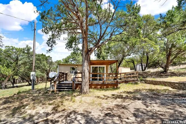 223 CANYON VIEW DR Pipe Creek, TX 78063