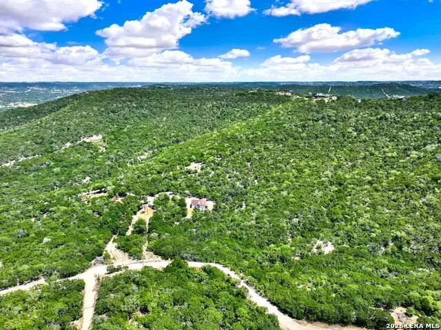 223 CANYON VIEW DR Pipe Creek, TX 78063