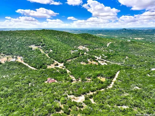 223 CANYON VIEW DR Pipe Creek, TX 78063