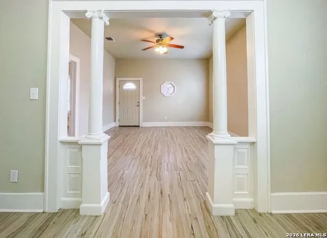 423 S 6TH ST Kenedy, TX 78119